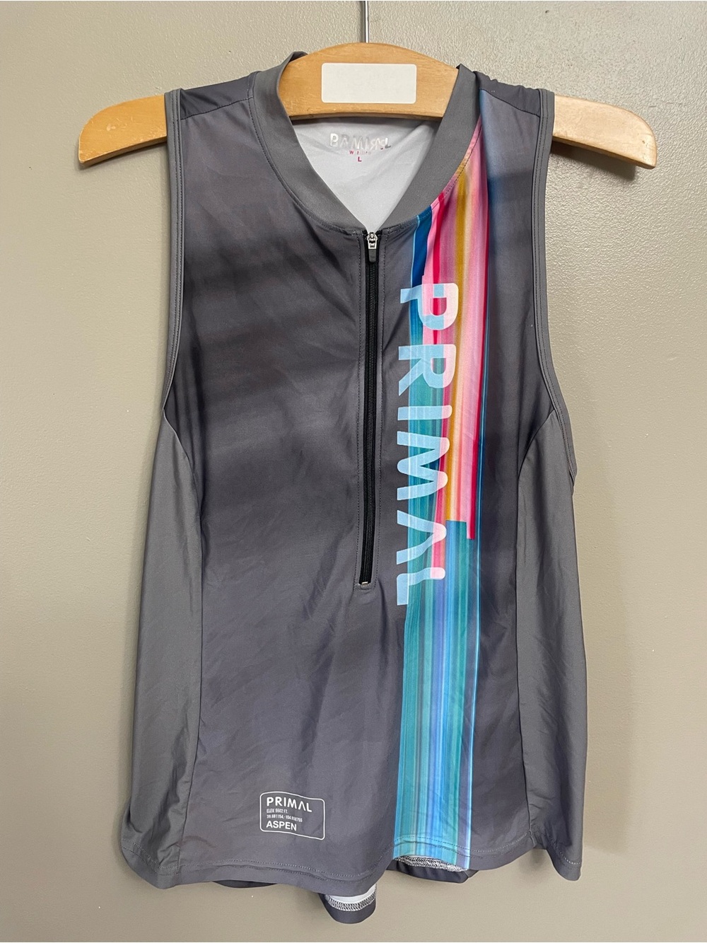 Primal women’s Large  sleeveless cycling jersey primal